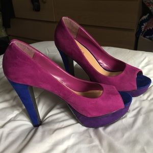 Candie’s Y2K Color blocked platform peep toe